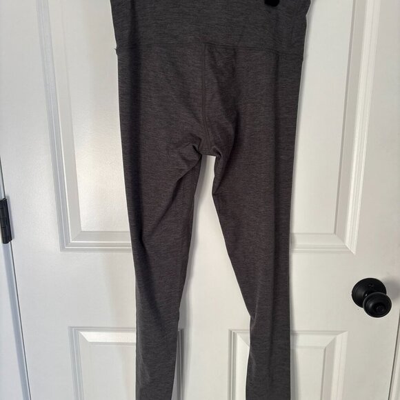 Hot Totties Gray Leggings Size M - Picture 2 of 4